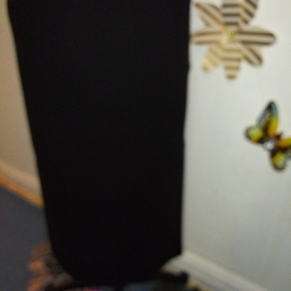 Black dress skirt for women - Picture 2 of 4